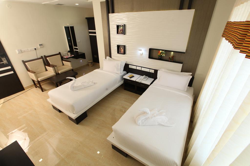 Mmr Gardens Hotel Madurai Buitenkant foto