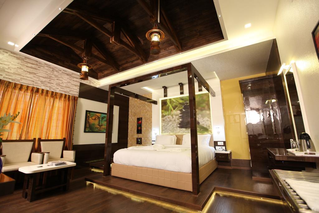 Mmr Gardens Hotel Madurai Buitenkant foto